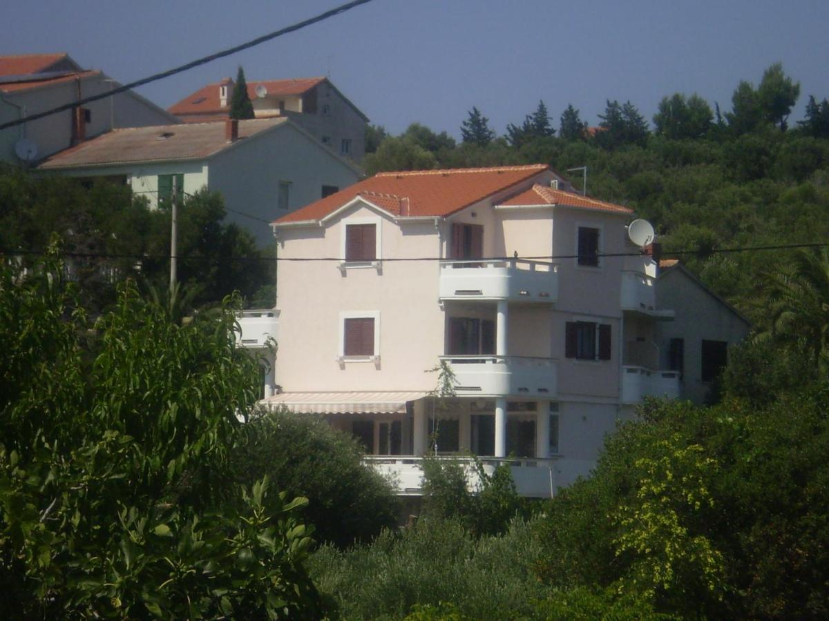 Apartments And Rooms By The Sea Jakisnica, Pag - 4160 Лун Екстериор снимка