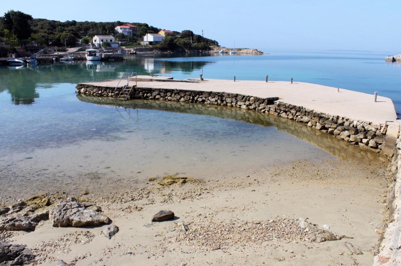 Apartments And Rooms By The Sea Jakisnica, Pag - 4160 Лун Екстериор снимка