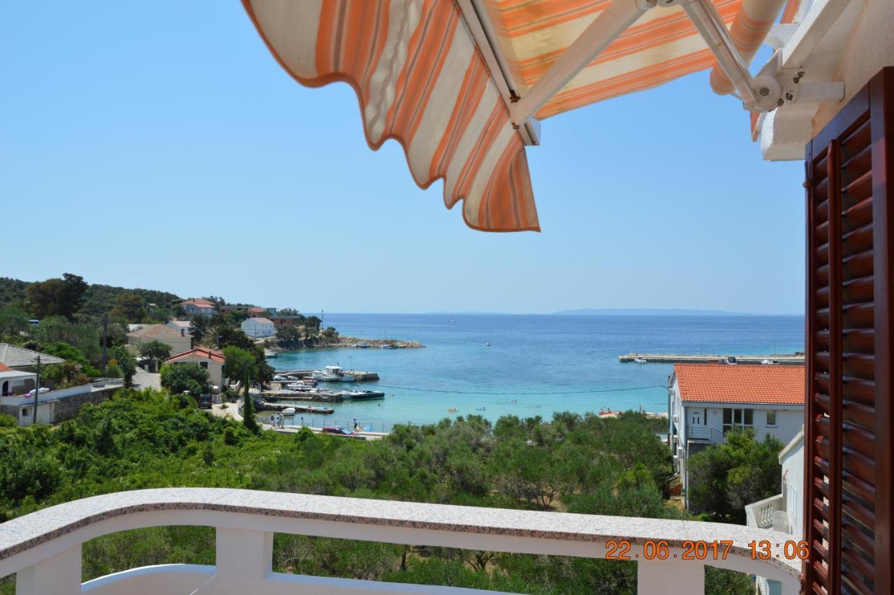 Apartments And Rooms By The Sea Jakisnica, Pag - 4160 Лун Екстериор снимка