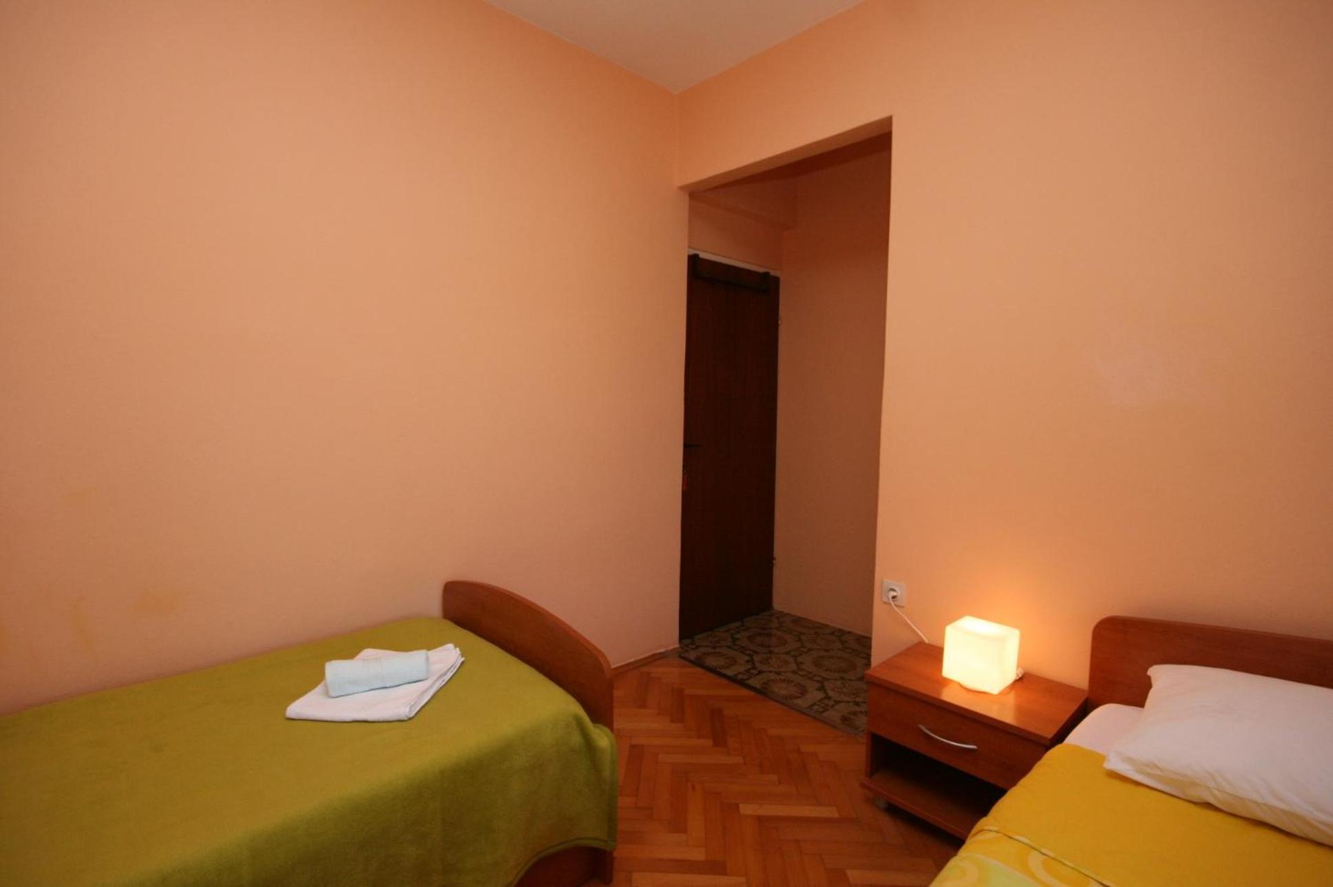 Apartments And Rooms By The Sea Jakisnica, Pag - 4160 Лун Стая снимка